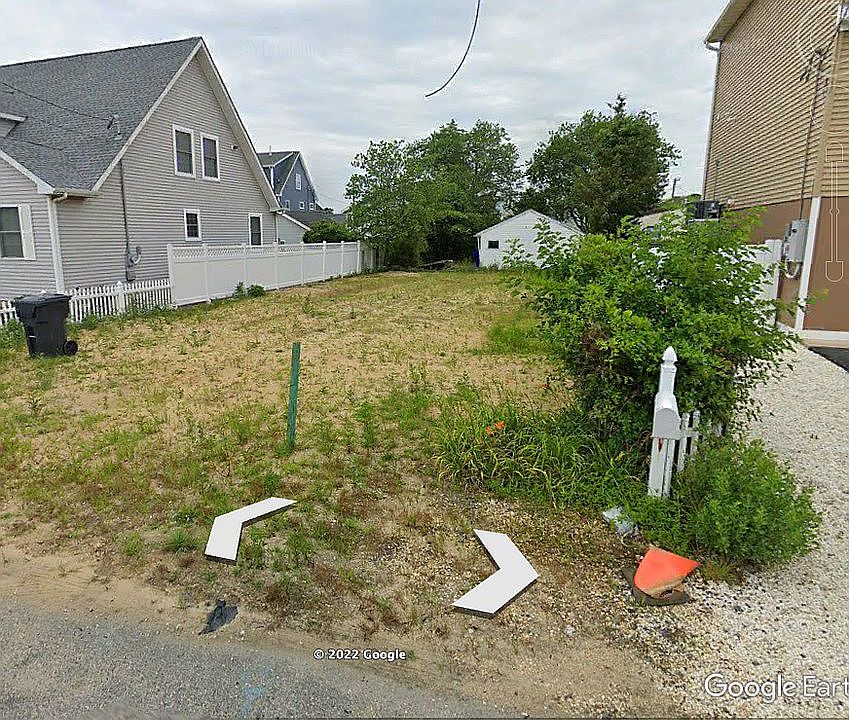 1st image of 38 Adair Dr