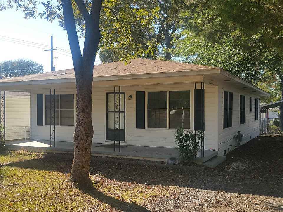 1st image of 3303 Ash St