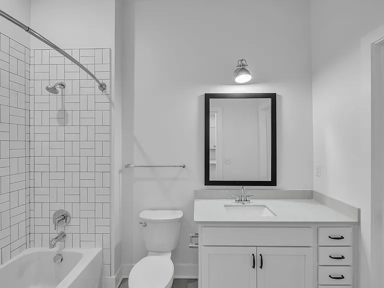 Aviator Lofts — Photo 28