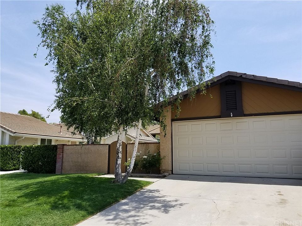 1st image of 25704 Leticia Dr