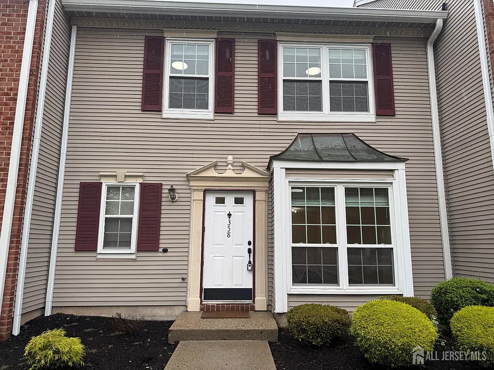 358 Hadleigh Ln