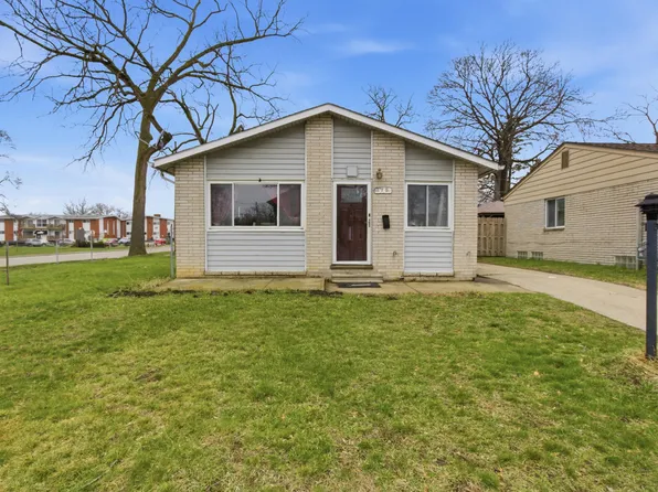 170 Beyne St, Mount Clemens, MI 48043