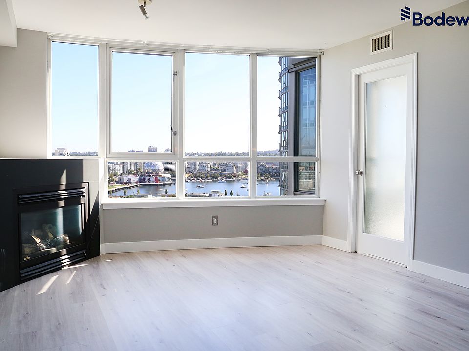 1st image of 63 Keefer Pl #2009