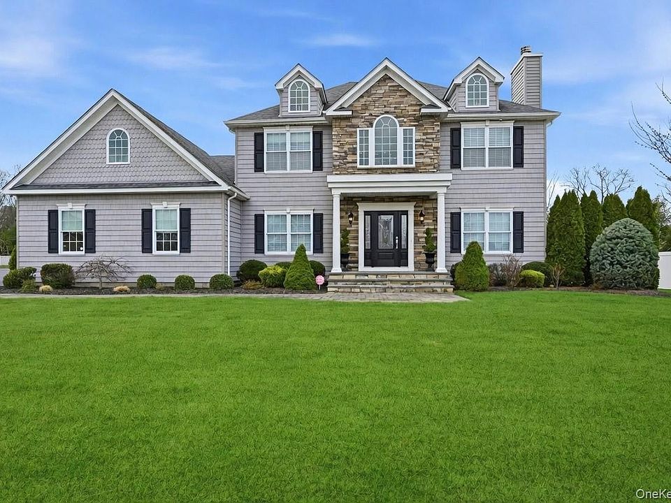 1st image of 14 Southview Circle