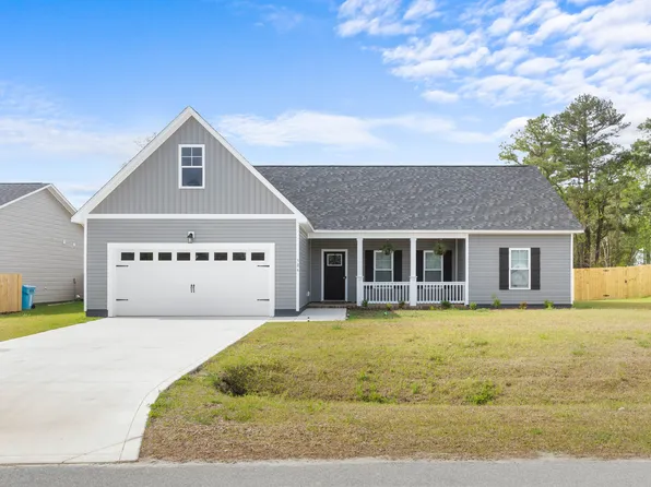 306 E Theriault Ct, Jacksonville, NC 28540