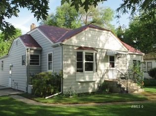 1217 Ames Ave, Glendive, MT 59330