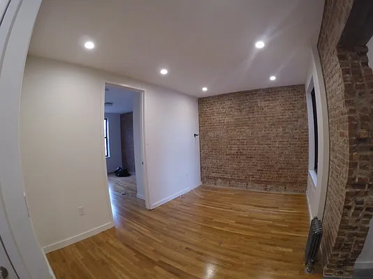 Rented by Bohemia Realty Group | media 21