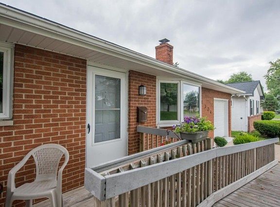 4th image of 1324 Seaton Ln