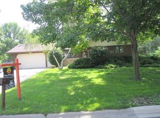 274 13th St, Prairie Du Sac, WI 53578