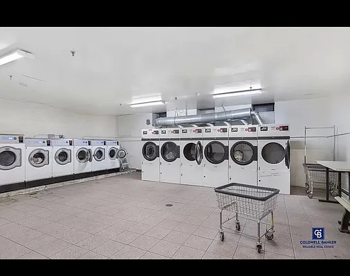 Rented by Lucky Real Estate LLC | media 7