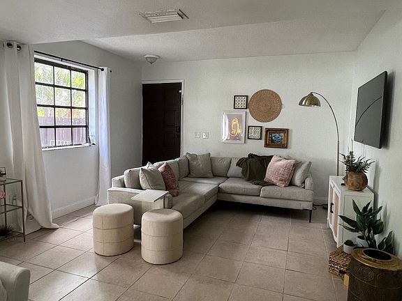 E3F372A1-B13A-4C87-AD46-61FE541D7CB3