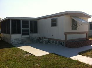 73 Hacienda Blvd, Fort Myers, FL 33905