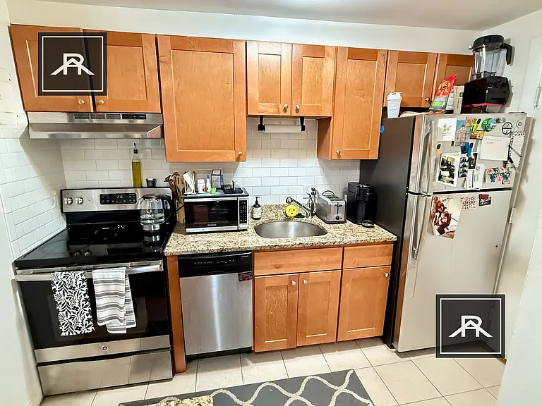 14 Commonwealth Ct #8 — Photo 15