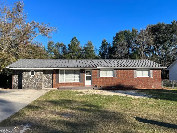 605 S Leroy St, Metter, GA 30439