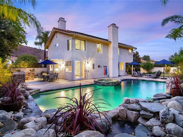 29784 Kimberly Dr, Agoura Hills, CA 91301