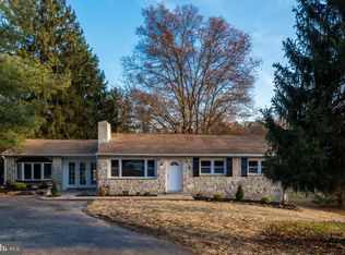2318 Harts Ln, Lafayette Hill, PA 19444