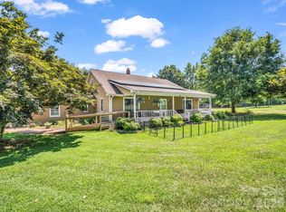 202 Sunset Memorial Rd, Forest City, NC 28043