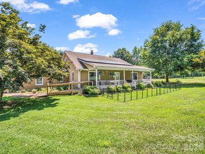202 Sunset Memorial Rd, Forest City, NC, 28043