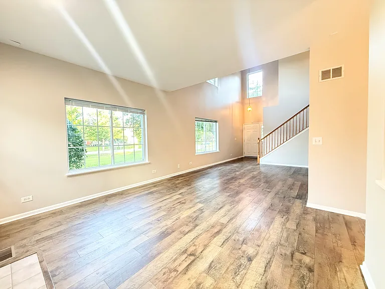 3631 Roanoke Ave — Photo 8