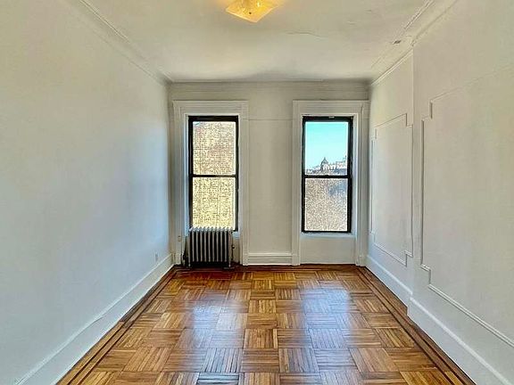 2nd image of 1039 Bedford Ave #C1