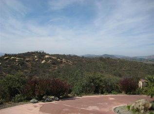 30534 Via Cantamar, Escondido, CA 92026