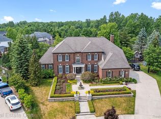 26565 Anchorage Ct, Novi, MI
