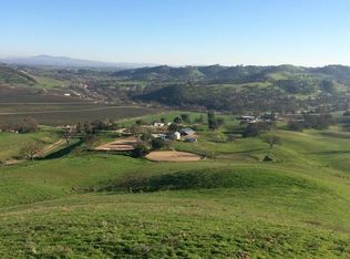 925 Rockin One Way, Paso Robles, CA 93446