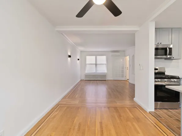 62-86 Dry Harbor Road image 7 of 32