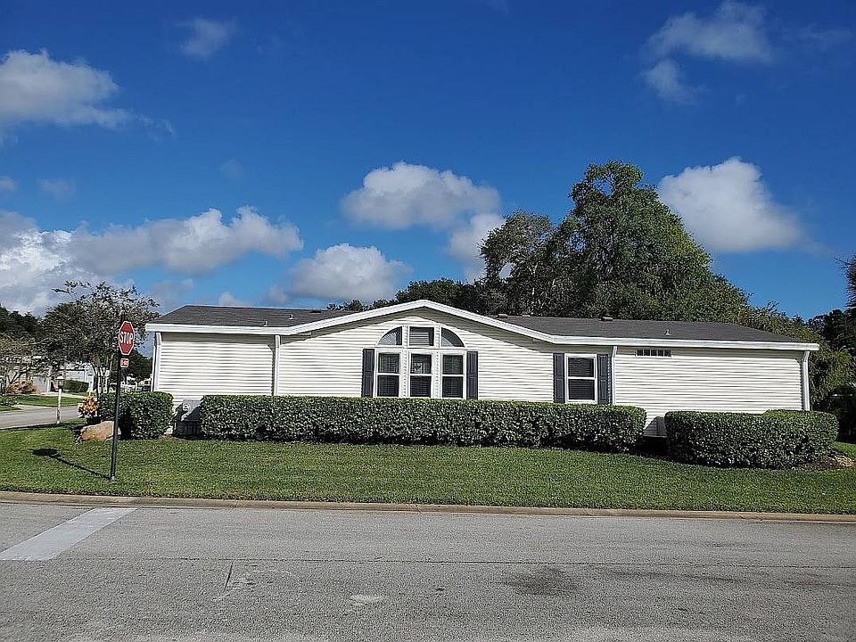 1st image of 20 Chatsworth Ln