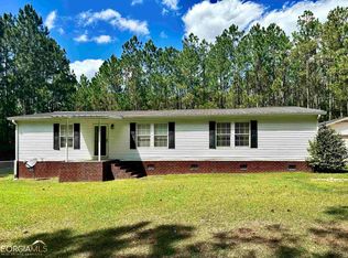 210 Frank Sikes Rd, Claxton, GA 30417