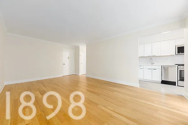 Rented by A&E Real Estate Management | media 7