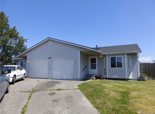 902 S 22nd Ct, Mount Vernon, WA 98274