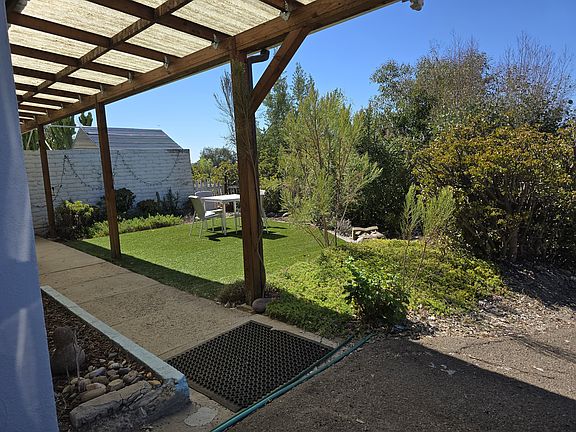 5th image of 2217 Paradise St