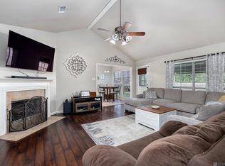 13417 Orleans Dr, Gonzales, LA 70737