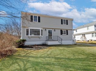 9 Cushing Rd, Cohasset, MA 02025