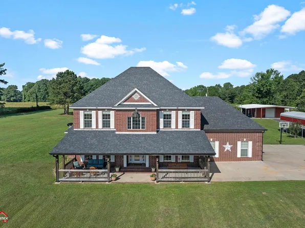 228 County Road 2151, Beckville, TX 75631