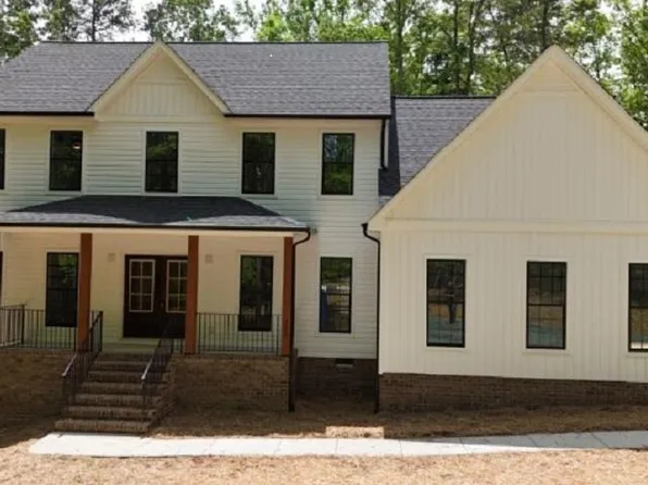 223 Berry Ct, Palmyra, VA 22963