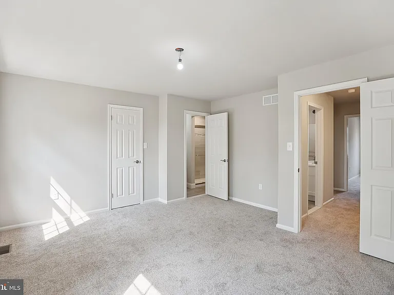 5400 Wissahickon Ave #6 — Photo 19