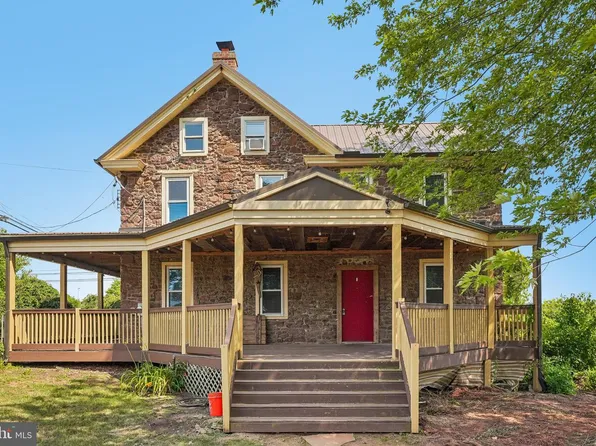 136 Souder Rd, Royersford, PA 19468