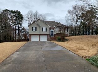 154 Washington St SE, Calhoun, GA 30701