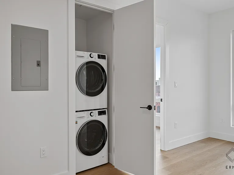 80 Linden Blvd #8R — Photo 15