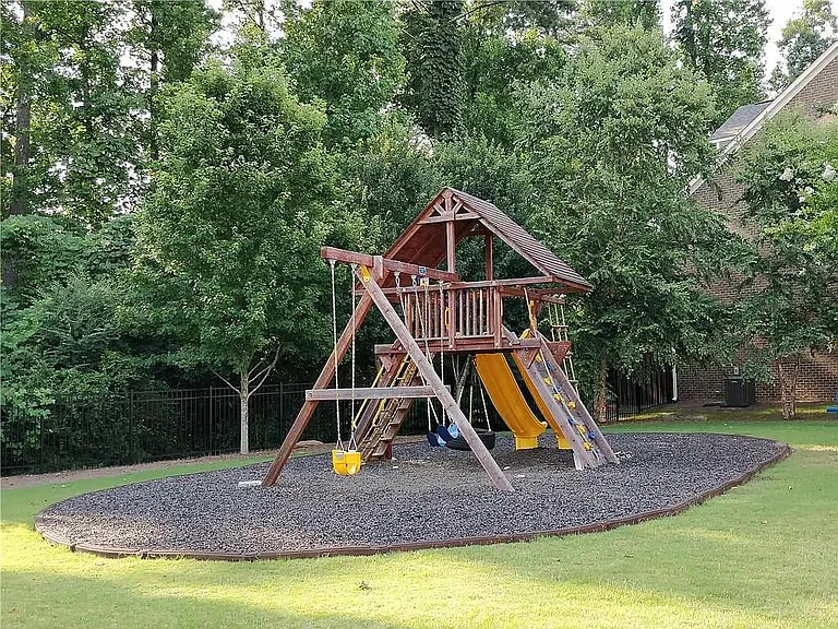 4190 Hammond Bridge Dr — Photo 21