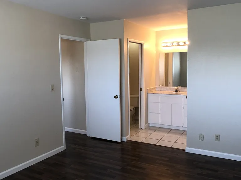 1275 Alice Dr #4 — Photo 7
