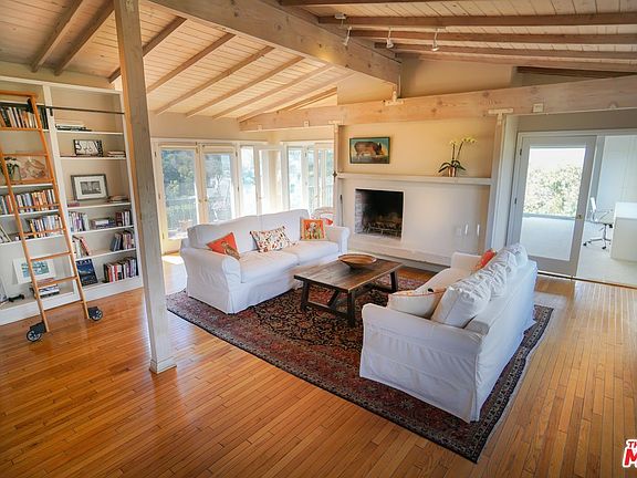 4th image of 3251 Coldwater Canyon Ave