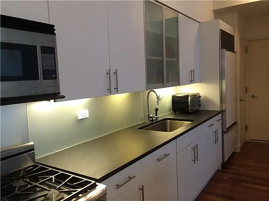 Rented by RELO REDAC INC. | media 54