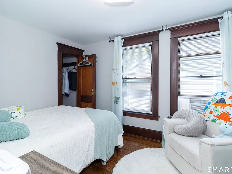 271 Brown St — Photo 21