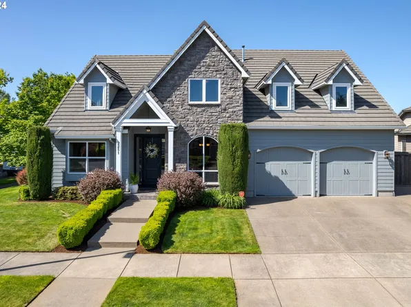 2251 Comstock Ave, Eugene, OR 97408