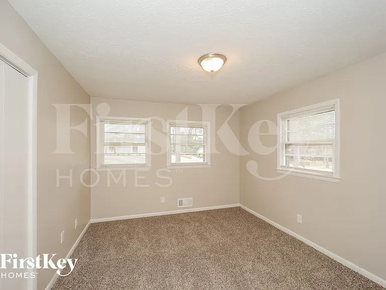 347 Judy Dr — Photo 11
