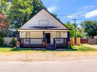 212 N Wewoka Ave, Claremore, OK 74017