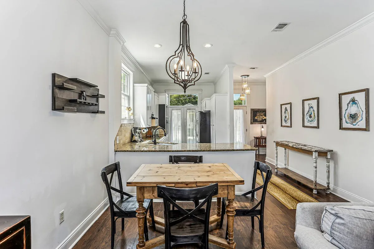 Building Photo - 5836 Dune Ave